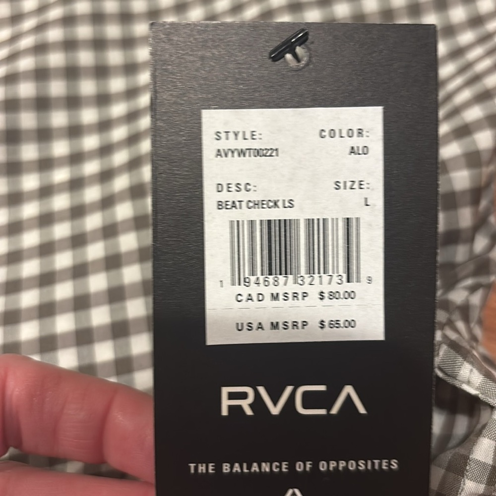 Men’s RVCA NWT Large Easy Fit Botton-down Green Check NWT - Picture 5 of 5